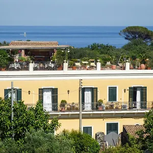 Palazzo Giovanni Bed & Breakfast Acireale